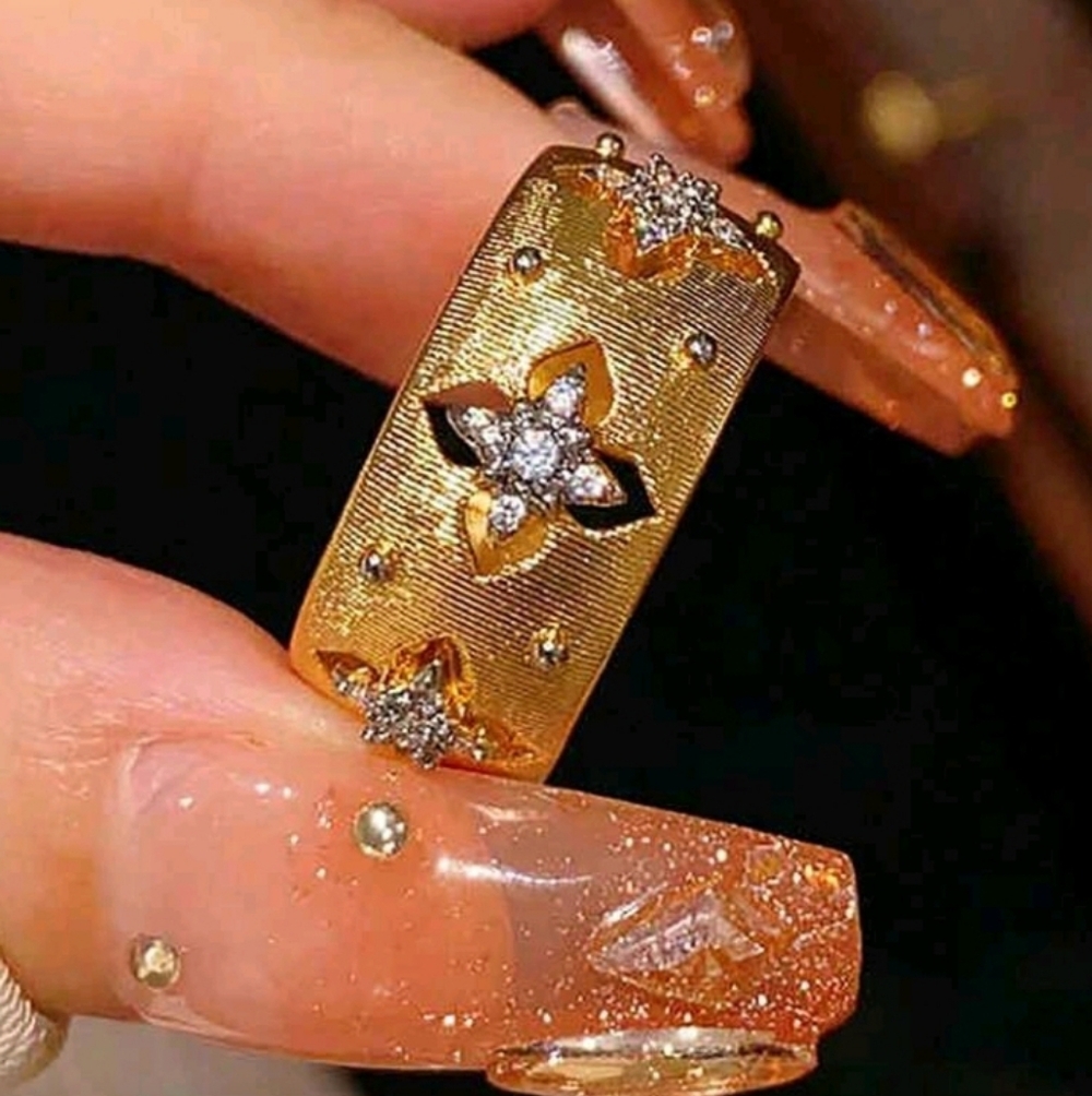 SS 925 Italian Elegant Gold Zirconia  Floral Ring Adjustable